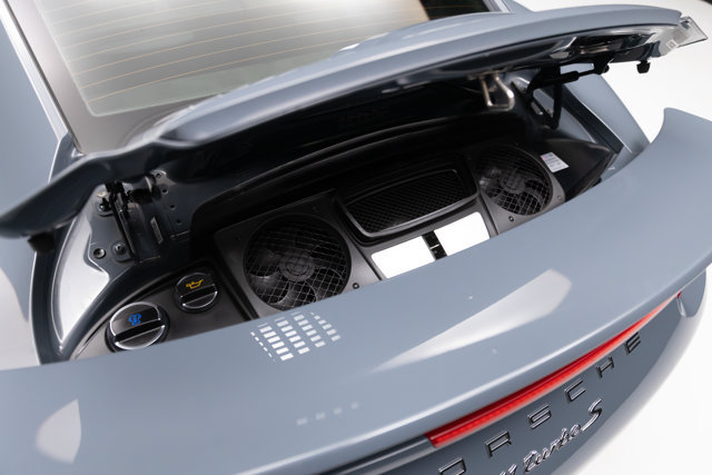 Used 2017 Porsche 911 Turbo S AWD/4WD image 40