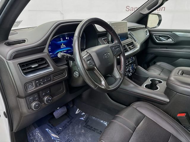 Used 2022 Chevrolet Suburban RST w/ Luxury Package AWD/4WD image 11