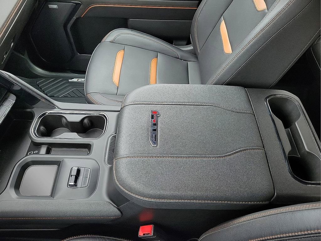 Used 2024 GMC Sierra 2500 AT4 w/ AT4 Premium Plus Package AWD/4WD image 20