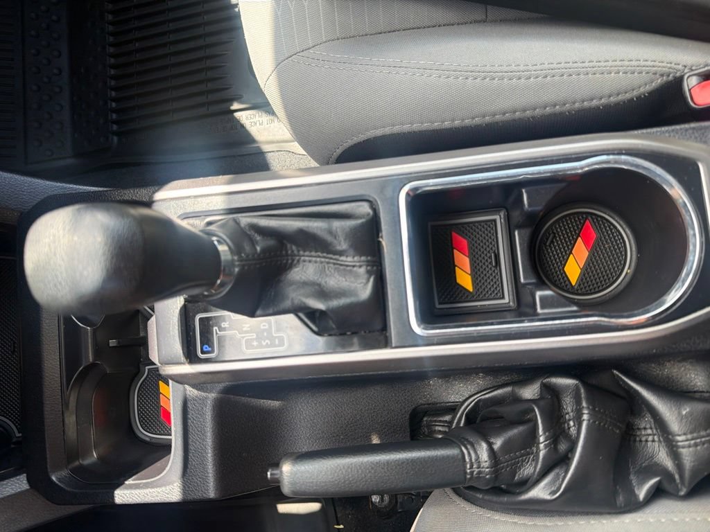 Used 2018 Toyota Tacoma SR5 AWD/4WD image 18