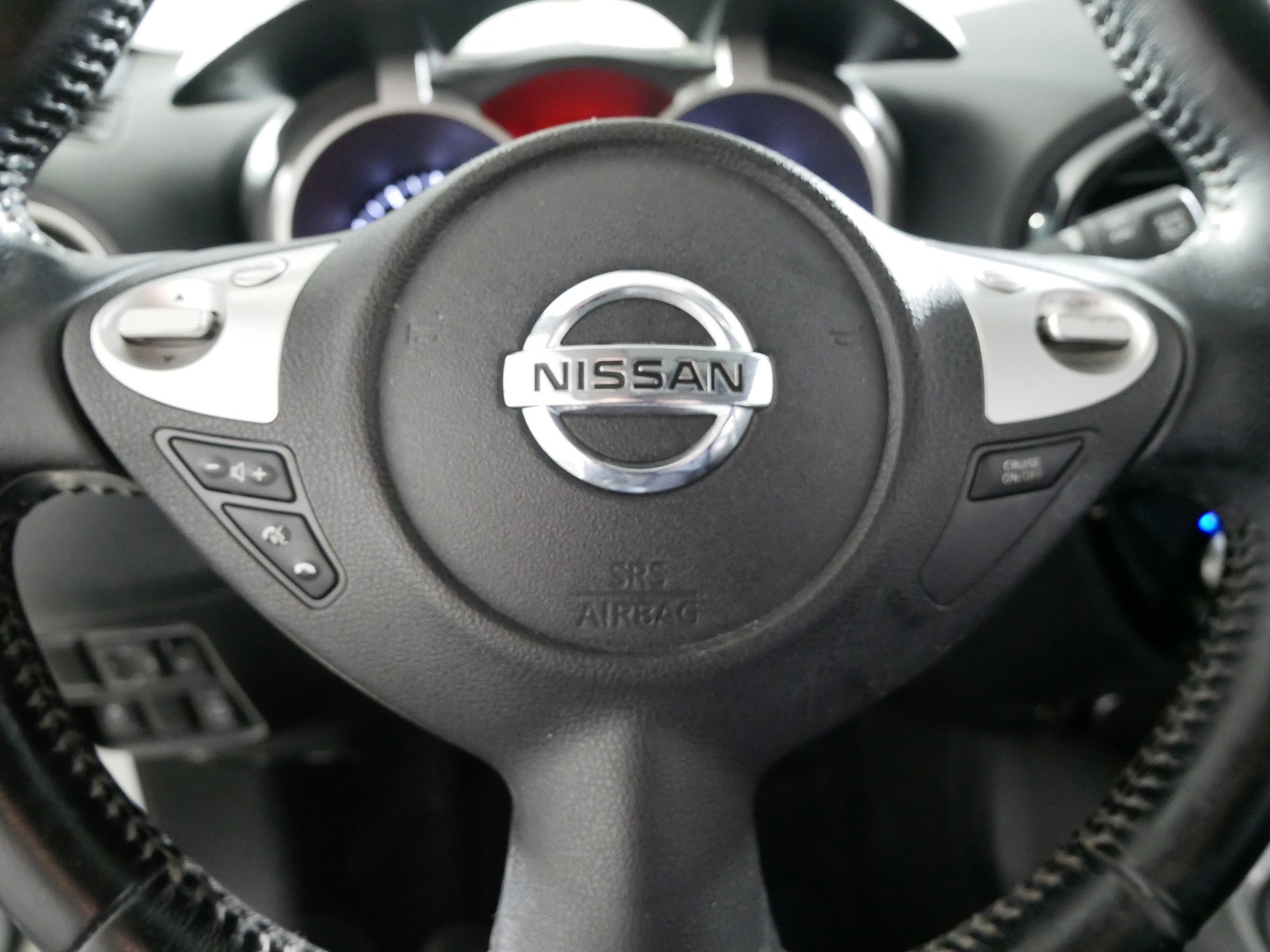 Used 2014 Nissan Juke SL image 25