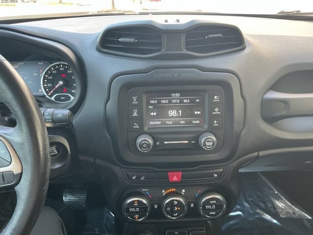 Used 2016 Jeep Renegade Limited AWD/4WD image 22