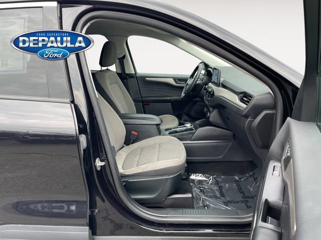 Certified 2022 Ford Escape SE w/ Cold Weather Package AWD/4WD image 19