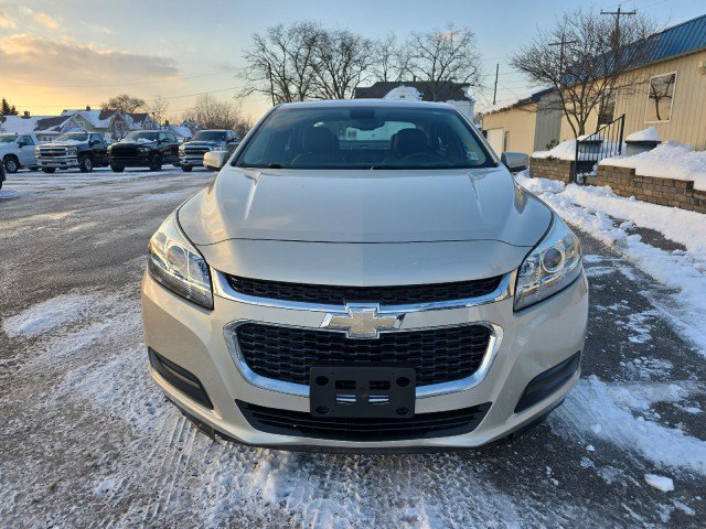 Used 2015 Chevrolet Malibu LT w/ Power Convenience Package FWD image 8