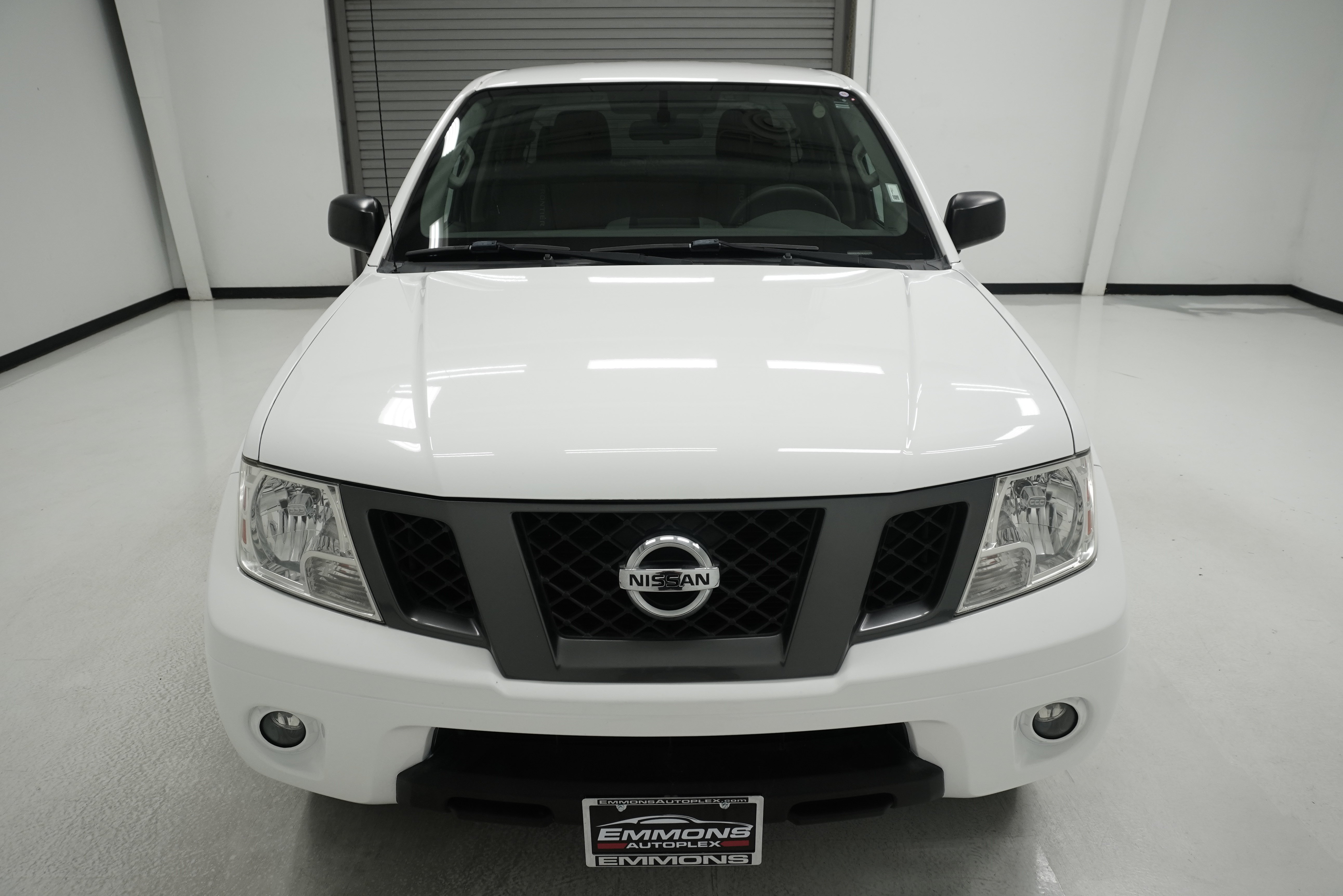 Used 2012 Nissan Frontier SV w/ Sport Appearance Pkg RWD image 2