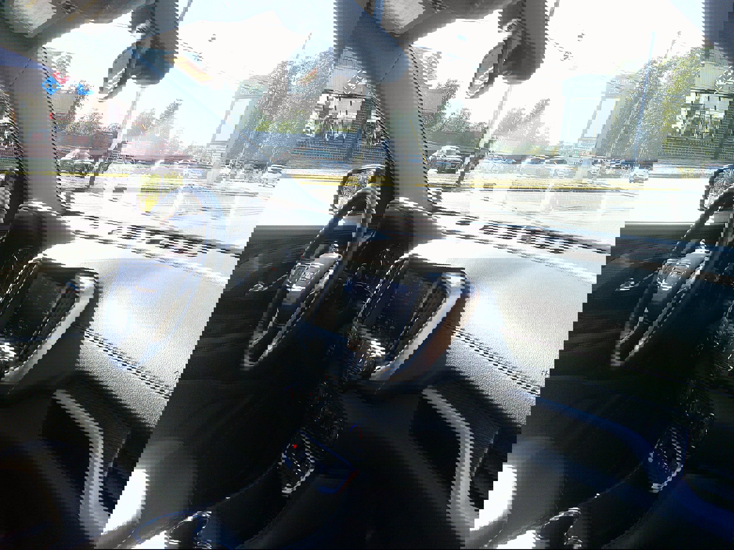 Used 2024 GMC Terrain SLT image 24