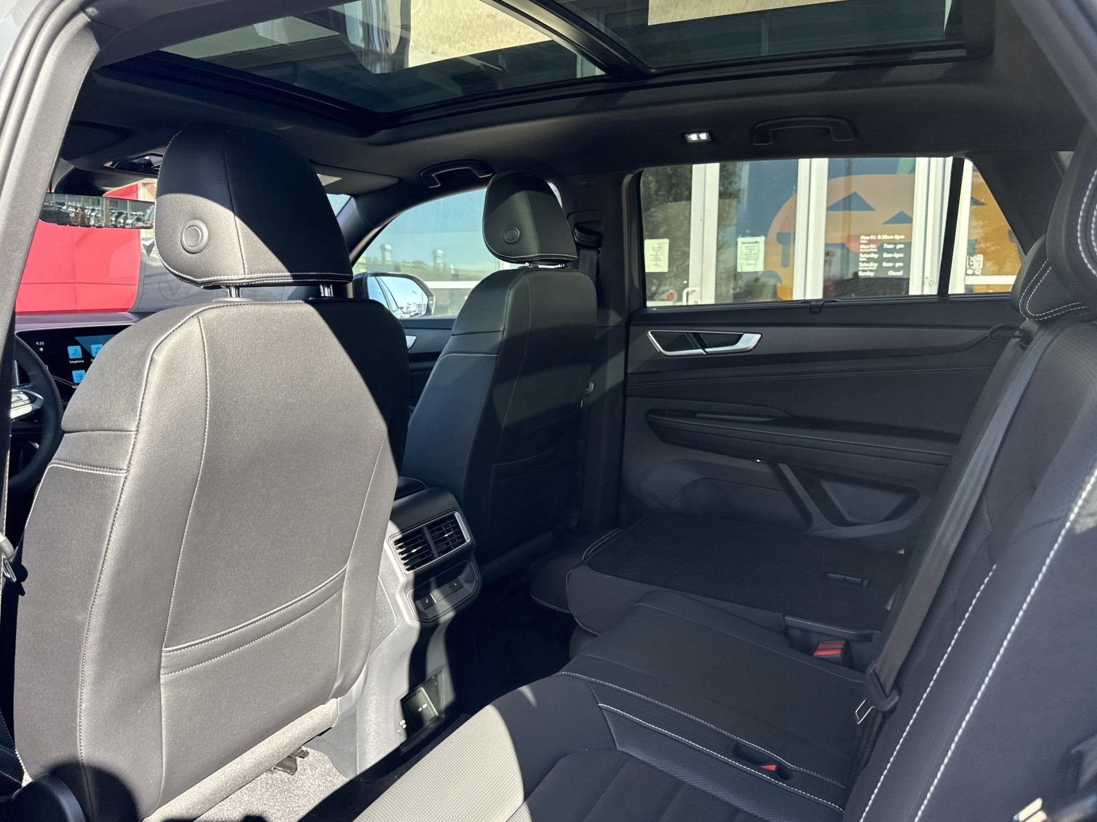 New 2026 Volkswagen Atlas Cross Sport SEL R-Line AWD/4WD image 20