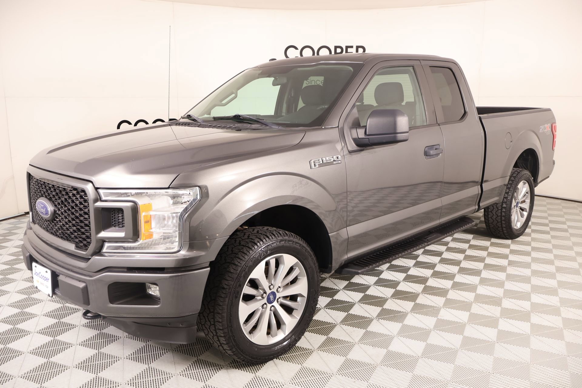 Used 2018 Ford F150 XL w/ Equipment Group 101A Mid AWD/4WD image 9