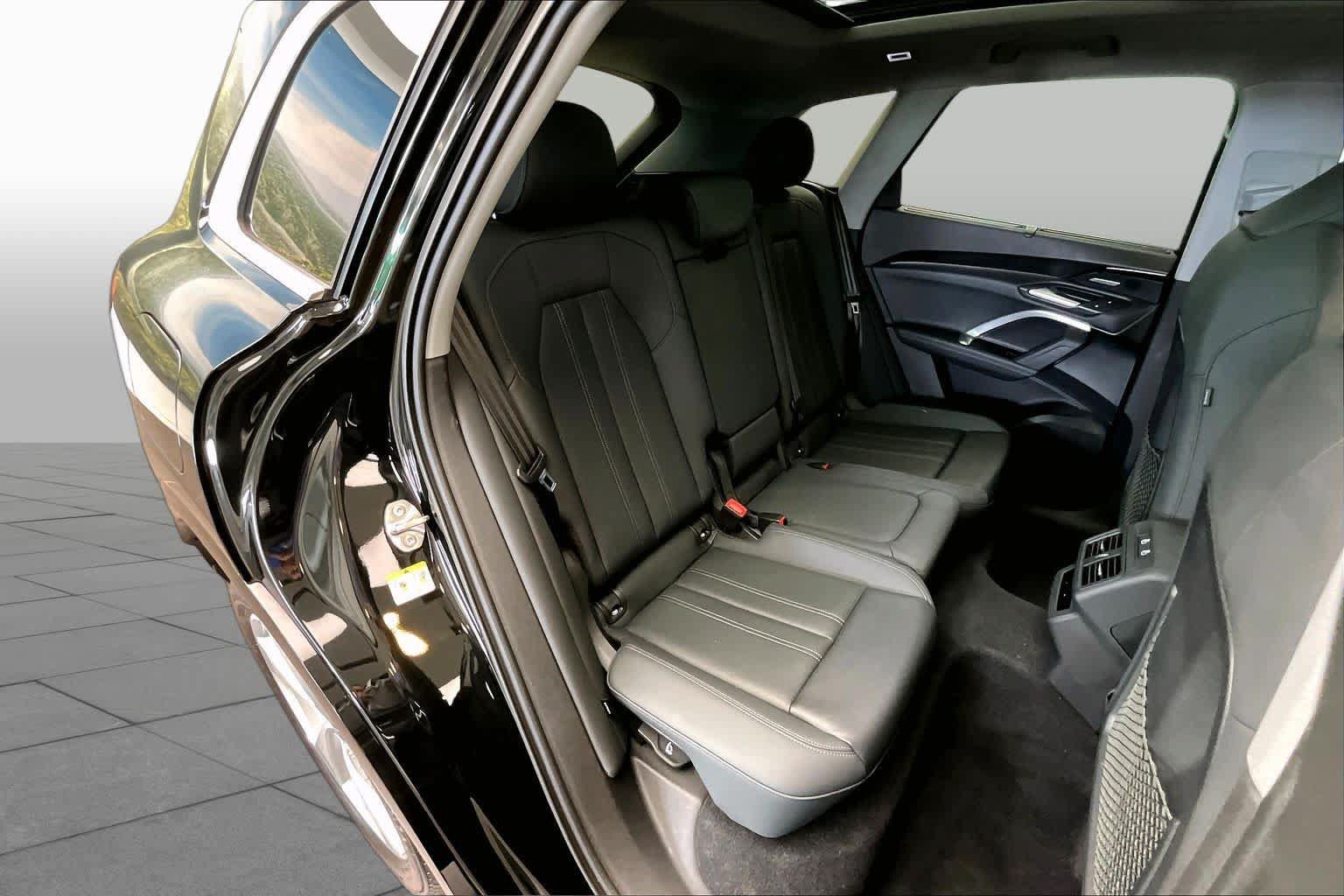 Certified 2025 Audi Q5 Premium w/ Premium Plus AWD/4WD image 20