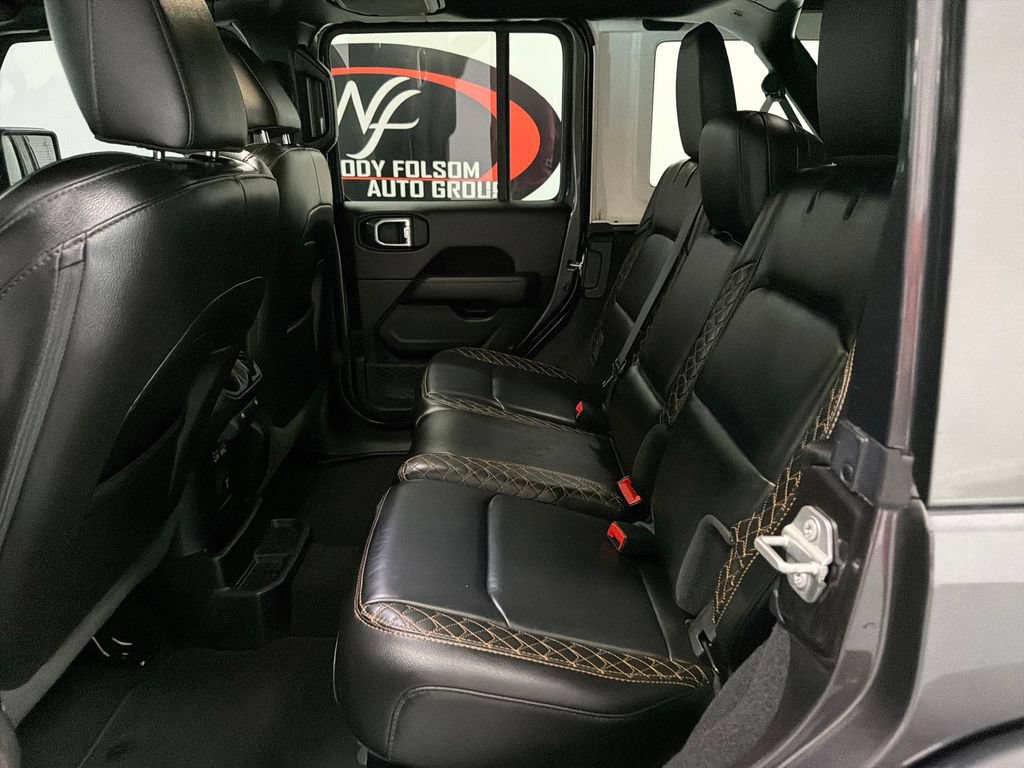 Used 2021 Jeep Wrangler Unlimited Sahara AWD/4WD image 13