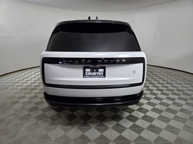 Used 2025 Land Rover Range Rover Long Wheelbase SE AWD/4WD image 4