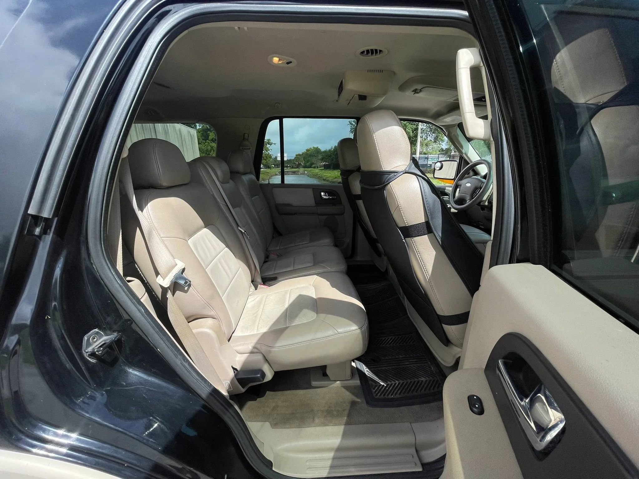 Used 2005 Ford Expedition Eddie Bauer image 25