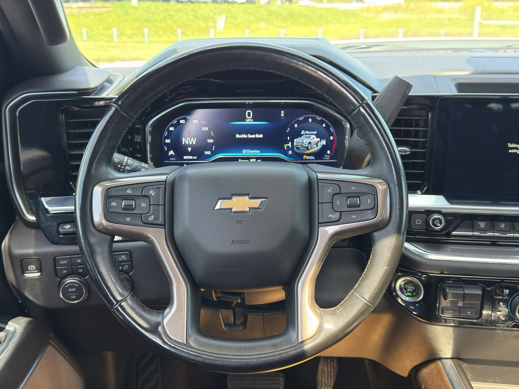 Used 2024 Chevrolet Silverado 3500 High Country w/ High Country Premium Package AWD/4WD image 33
