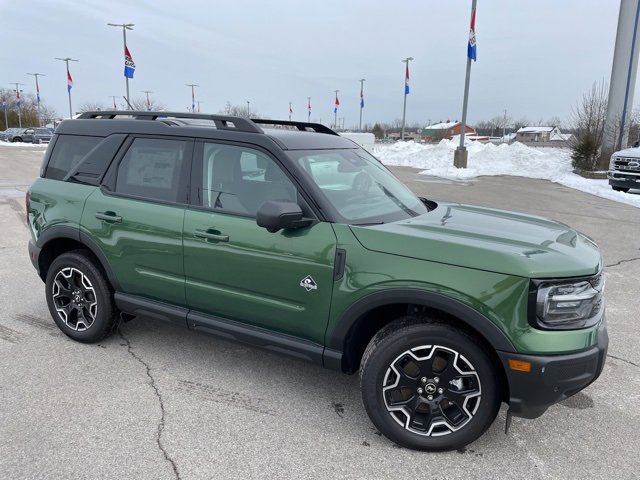 New 2025 Ford Bronco Sport Outer Banks w/ Outer Banks Tech Package+ video 2