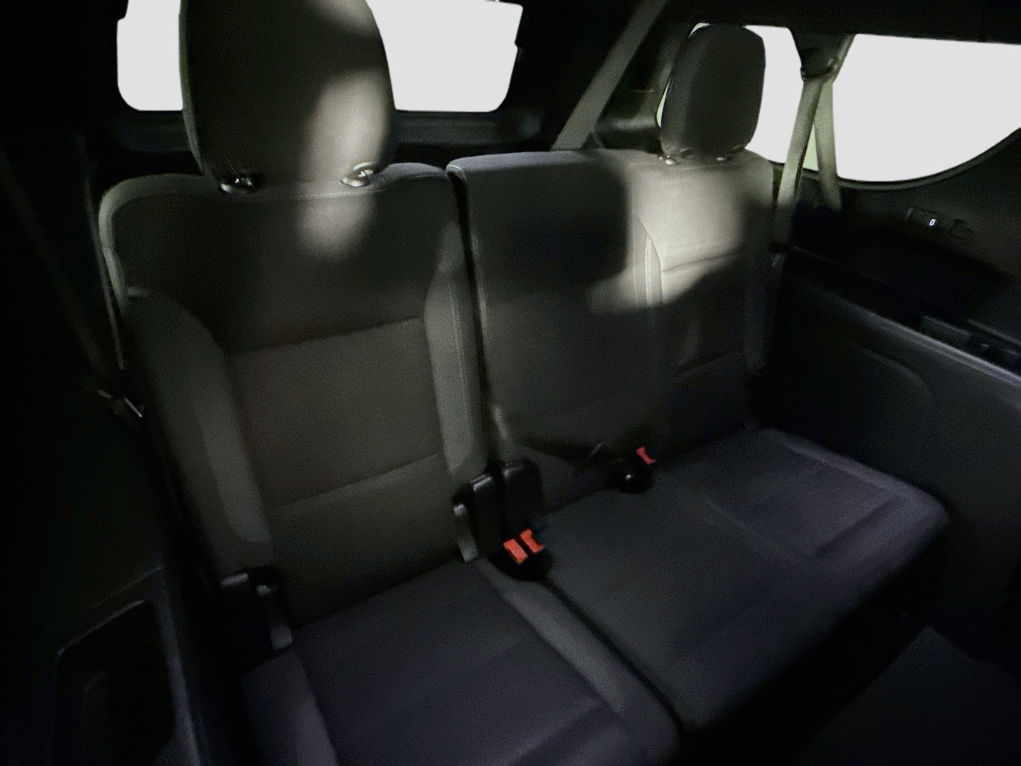 Used 2023 Chevrolet Suburban LS RWD image 28