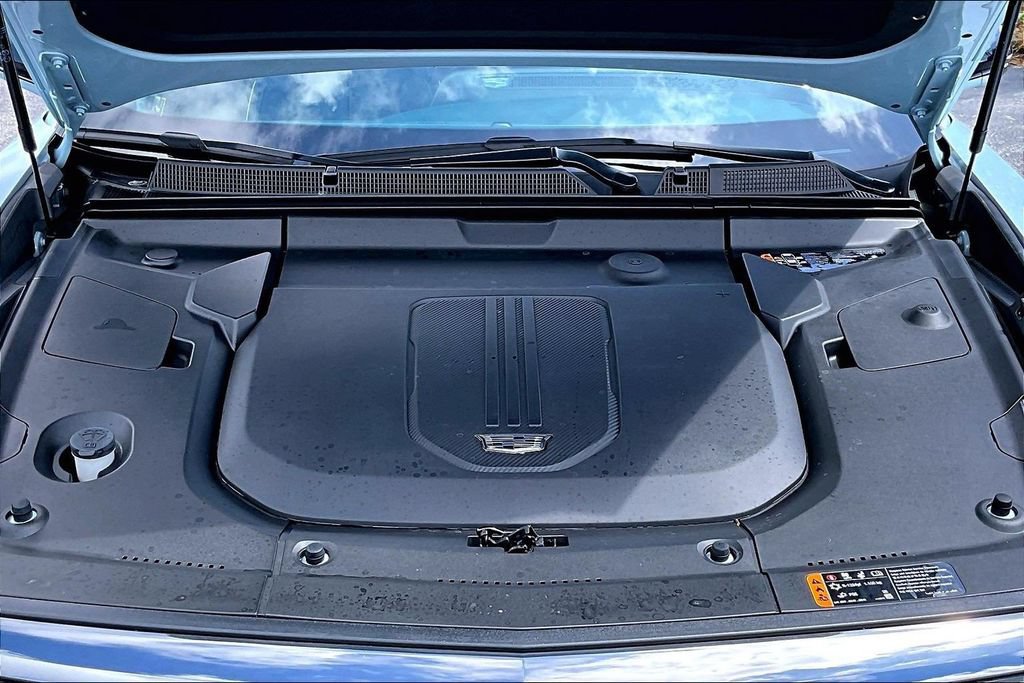 Used 2024 Cadillac Lyriq Sport w/ Nappa Leather Package AWD/4WD image 30
