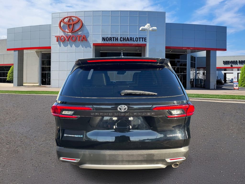 Used 2024 Toyota Grand Highlander AWD Hybrid image 9