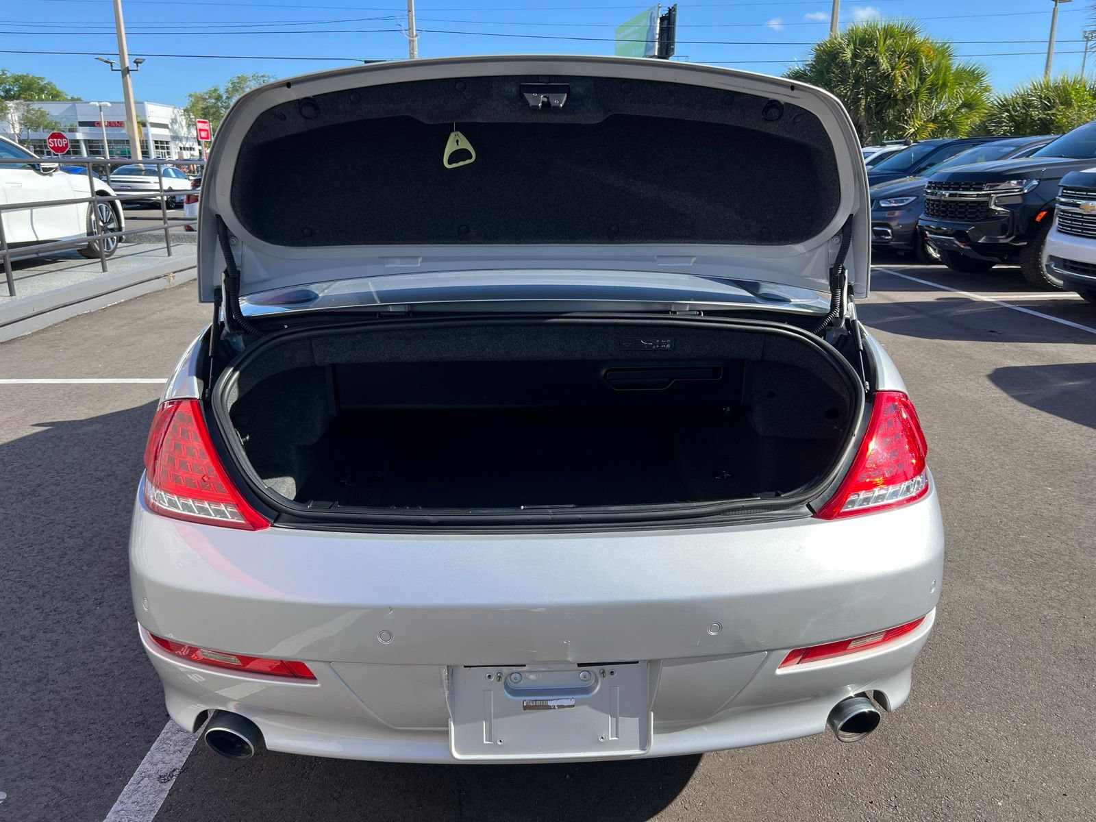 Used 2008 BMW 650i Convertible RWD image 19