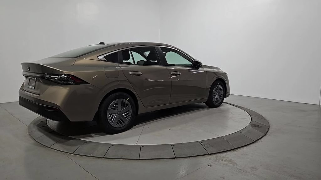 New 2026 Nissan Sentra SV w/ Floor Mat Package FWD image 5