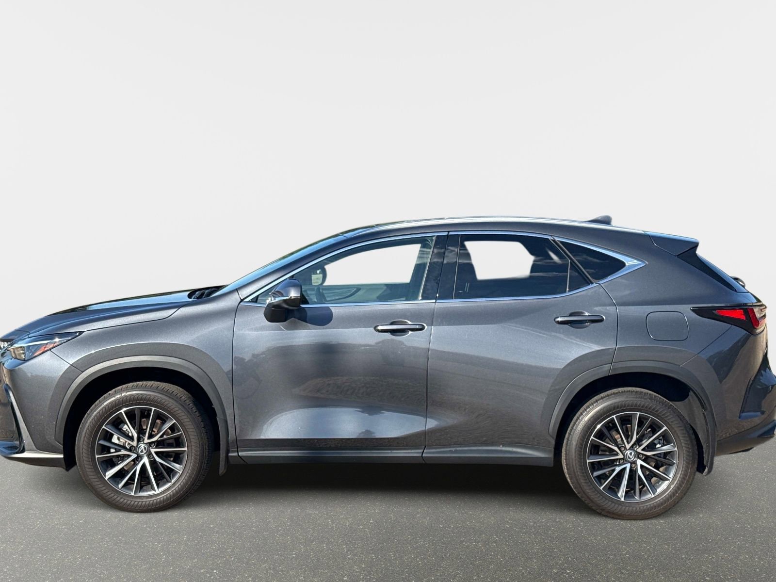 Used 2024 Lexus NX 250 FWD image 6