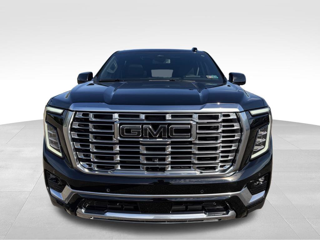 Used 2026 GMC Yukon Denali w/ Sun & Power Step Package AWD/4WD image 31