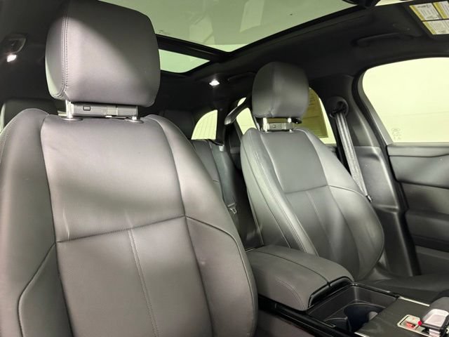 Certified 2026 Land Rover Range Rover Velar Dynamic SE AWD/4WD image 32
