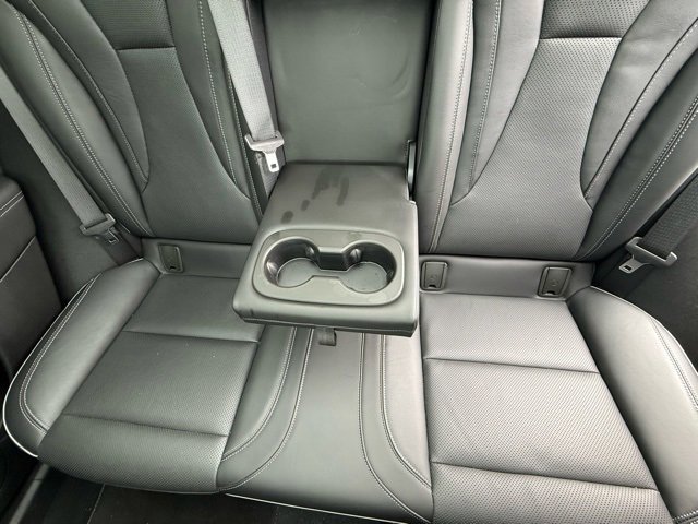 Used 2021 Buick Envision Essence w/ Sport Touring Package image 18