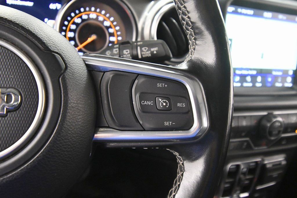 Used 2022 Jeep Wrangler Unlimited Sahara w/ Cold Weather Group image 19