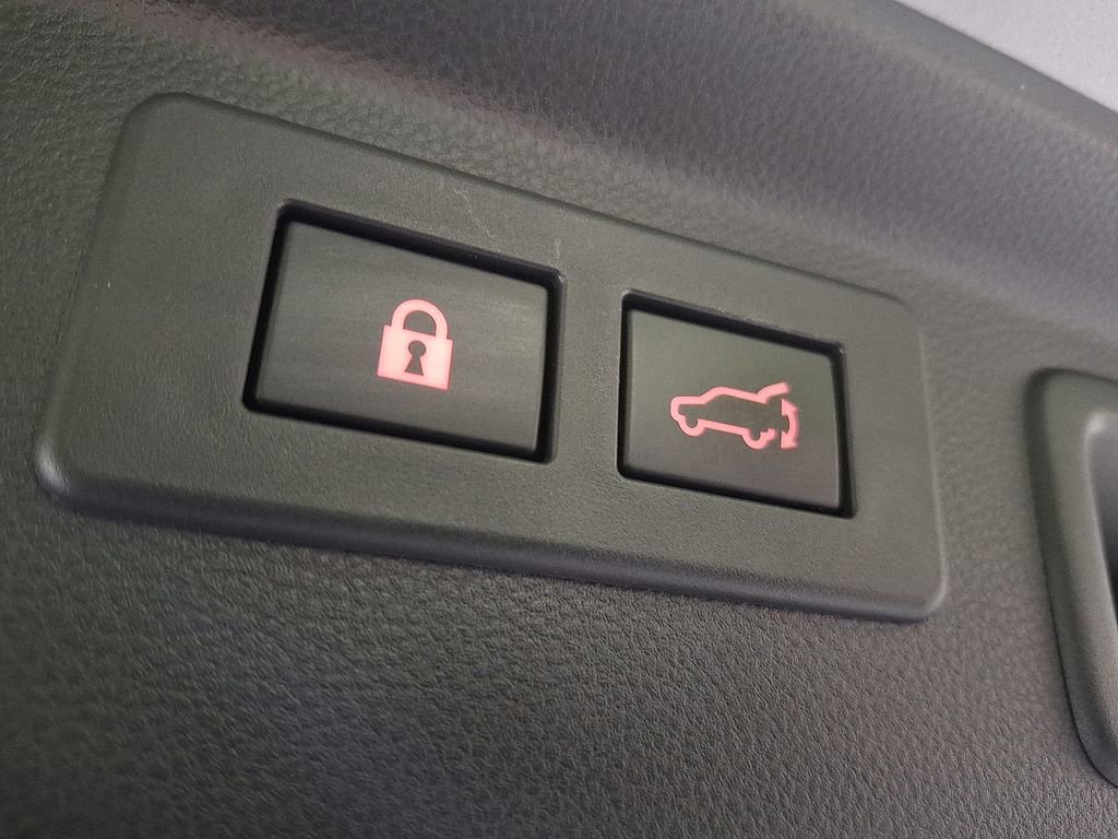 Used 2023 Subaru Forester Limited image 26