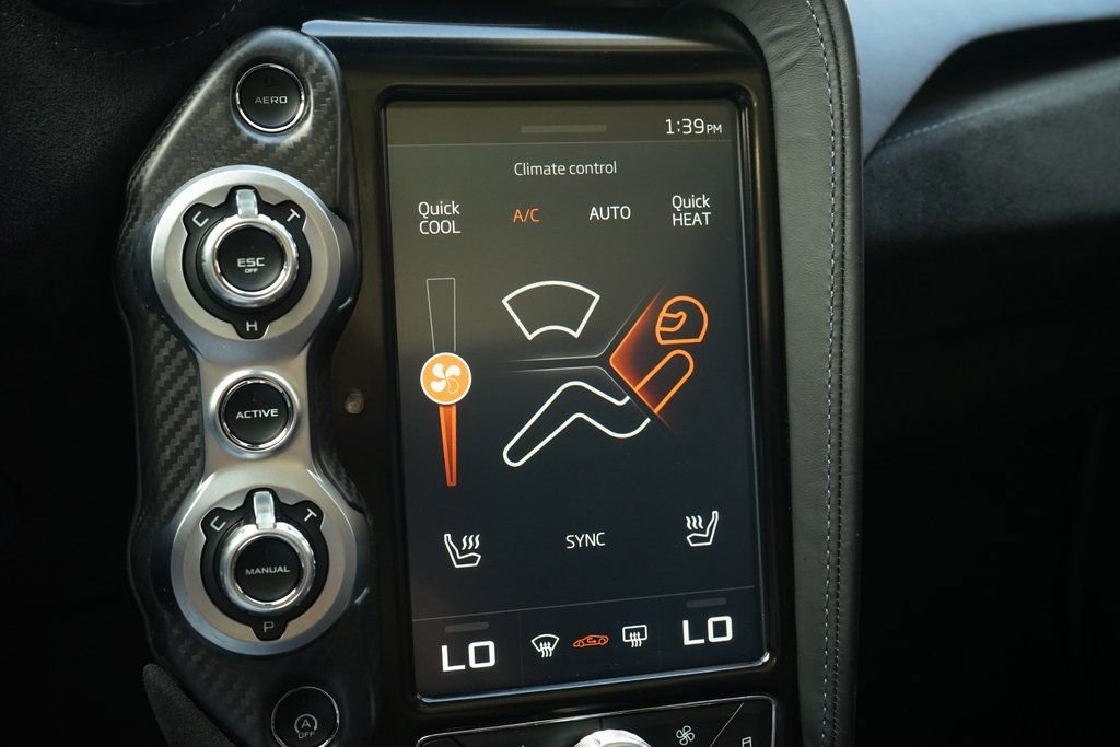 Used 2020 McLaren 720S Spider RWD image 22