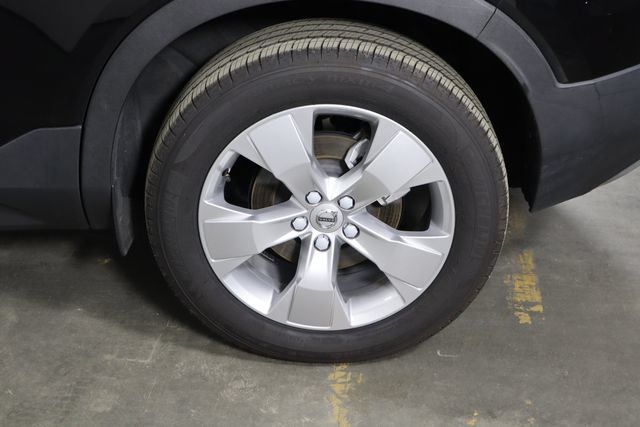 Used 2022 Volvo XC40 T5 Momentum AWD/4WD image 43