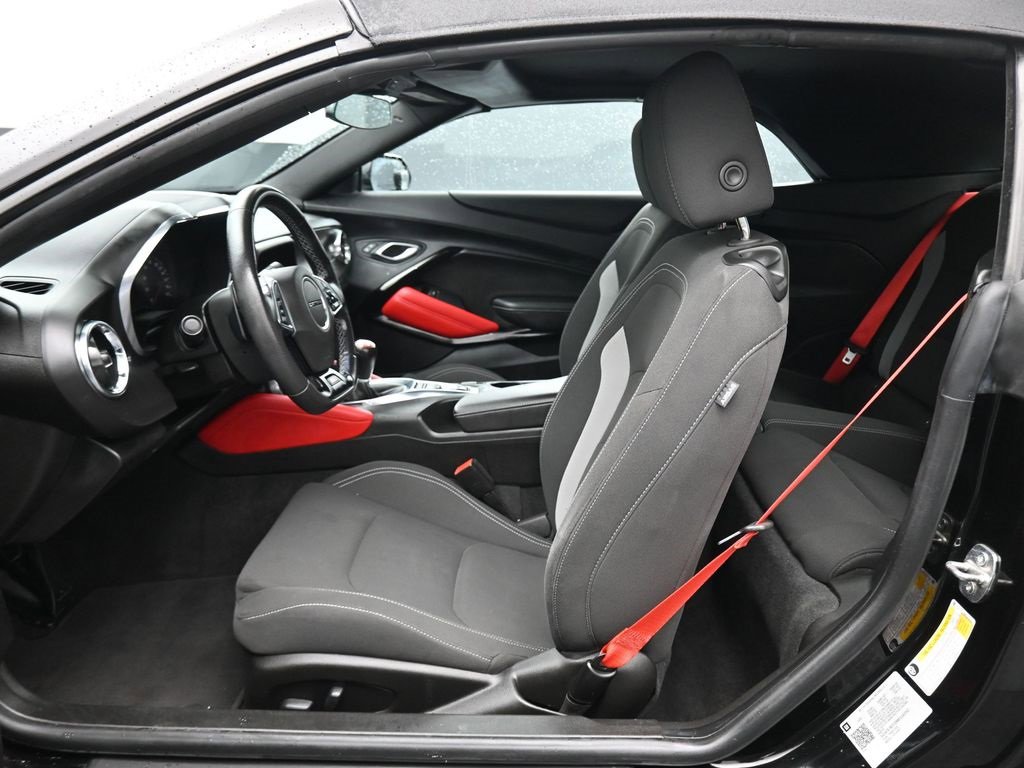 Used 2021 Chevrolet Camaro SS w/ Redline Edition image 11