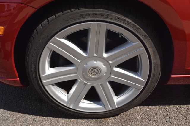 Used 2005 Chrysler Crossfire Limited RWD image 32