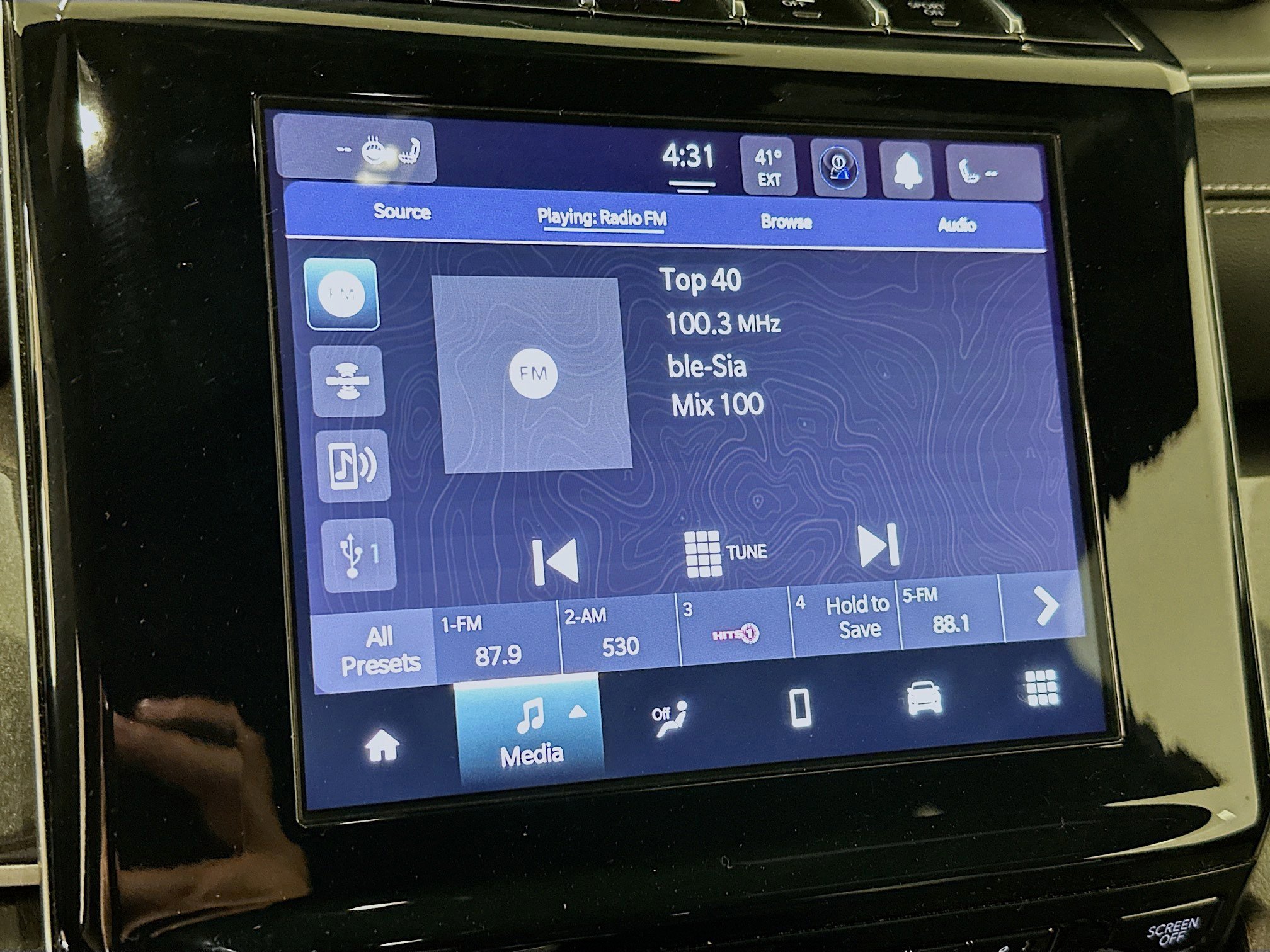 Used 2023 Jeep Grand Cherokee L Laredo image 21