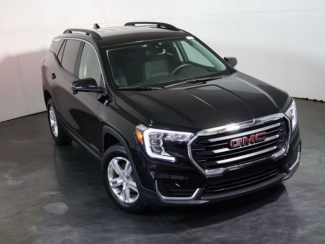 Used 2023 GMC Terrain SLE w/ Driver Convenience Package AWD/4WD image 7