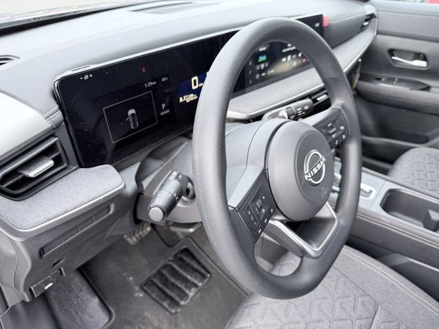 Certified 2025 Nissan Kicks SV image 16