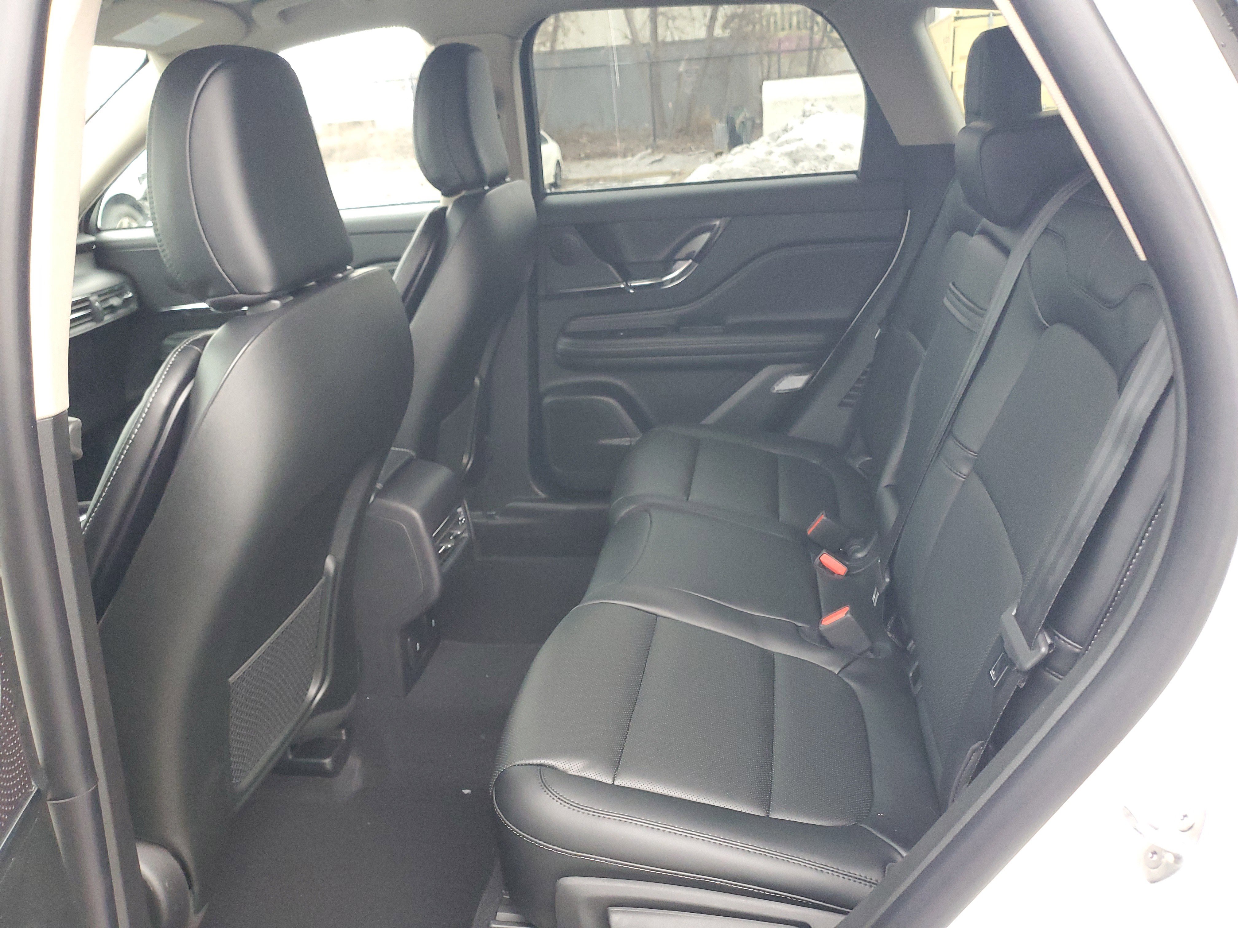 New 2026 Lincoln Corsair Premiere image 25