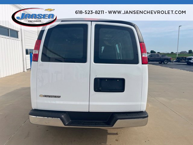 Used 2025 Chevrolet Express 2500 w/ Driver Convenience Package RWD image 5