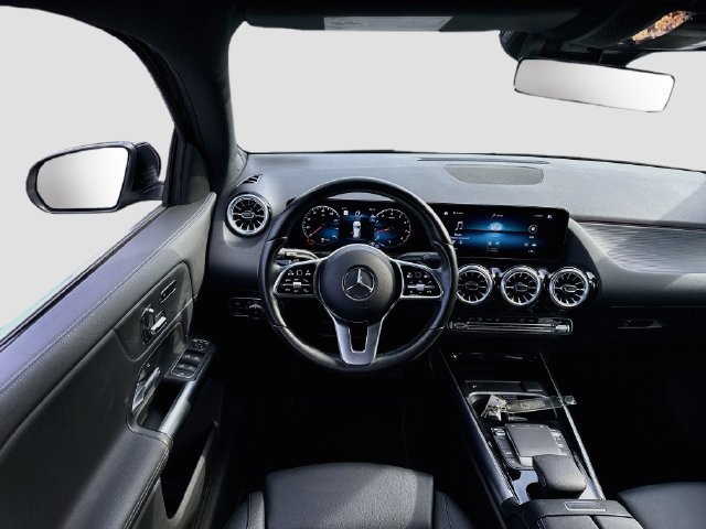 Used 2023 Mercedes-Benz GLA 250 4MATIC image 27