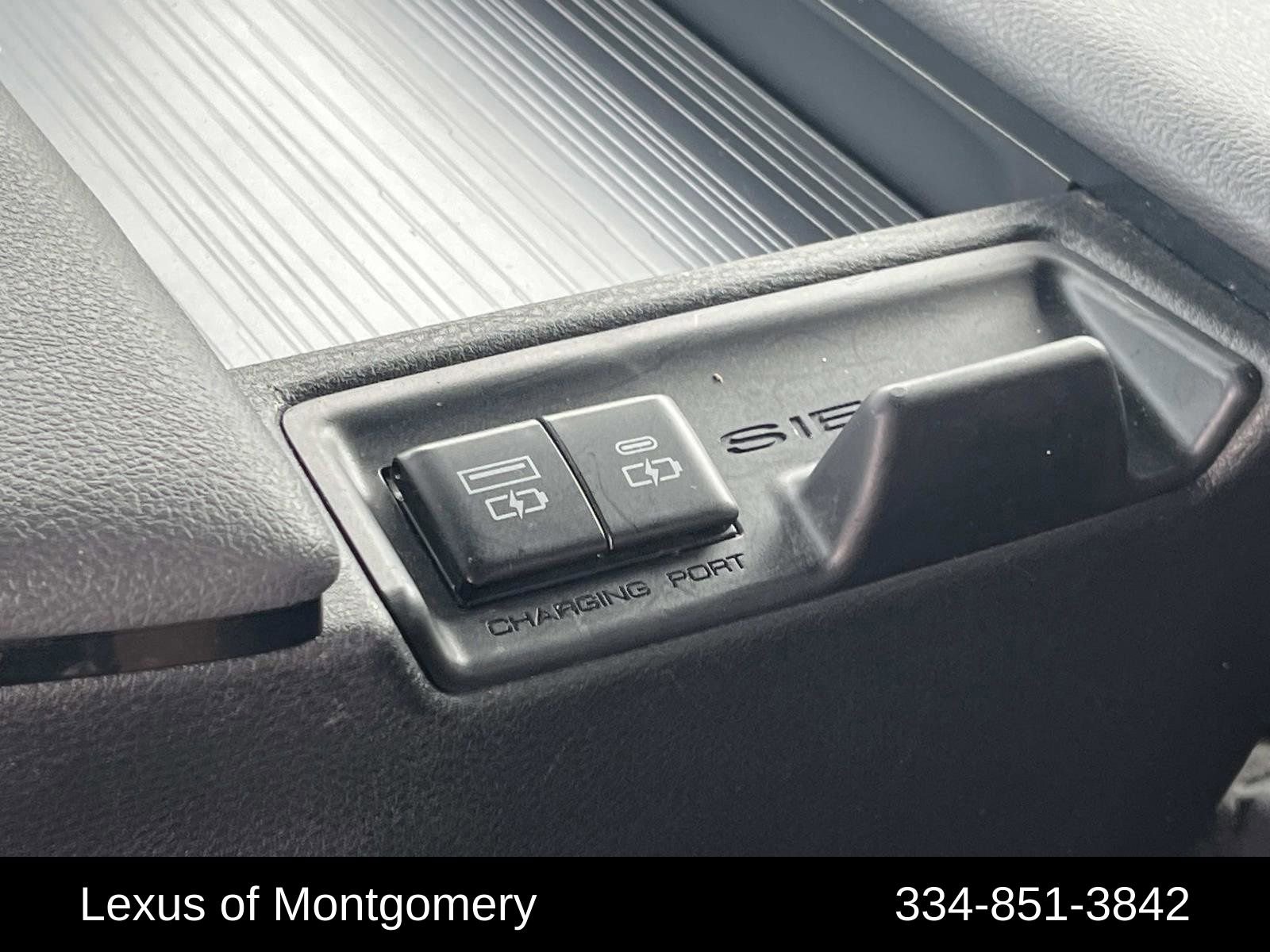 Used 2021 Toyota Sienna XSE image 14