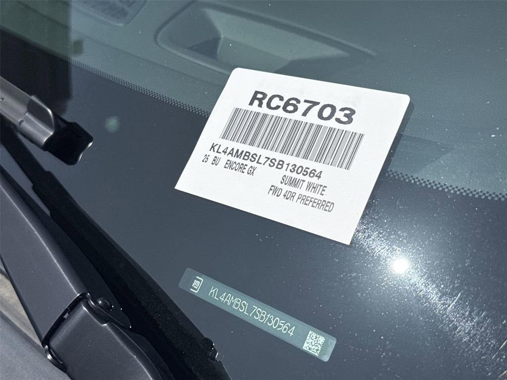 Used 2025 Buick Encore GX Preferred FWD image 31