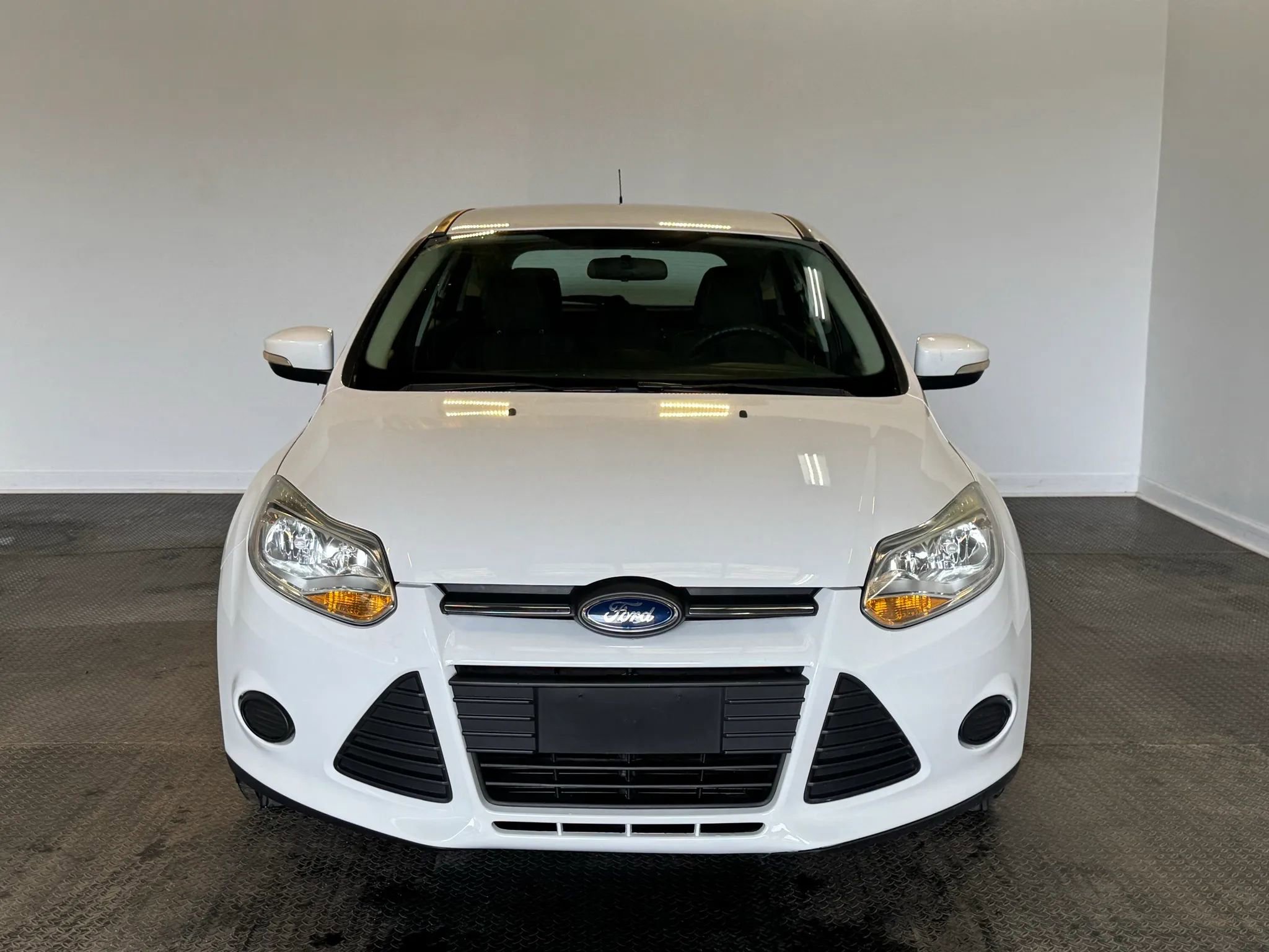 Used 2014 Ford Focus SE image 2