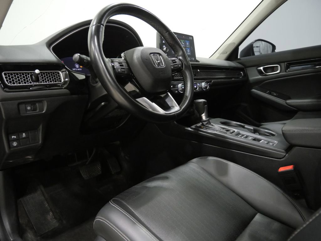 Used 2022 Honda Civic Touring image 12