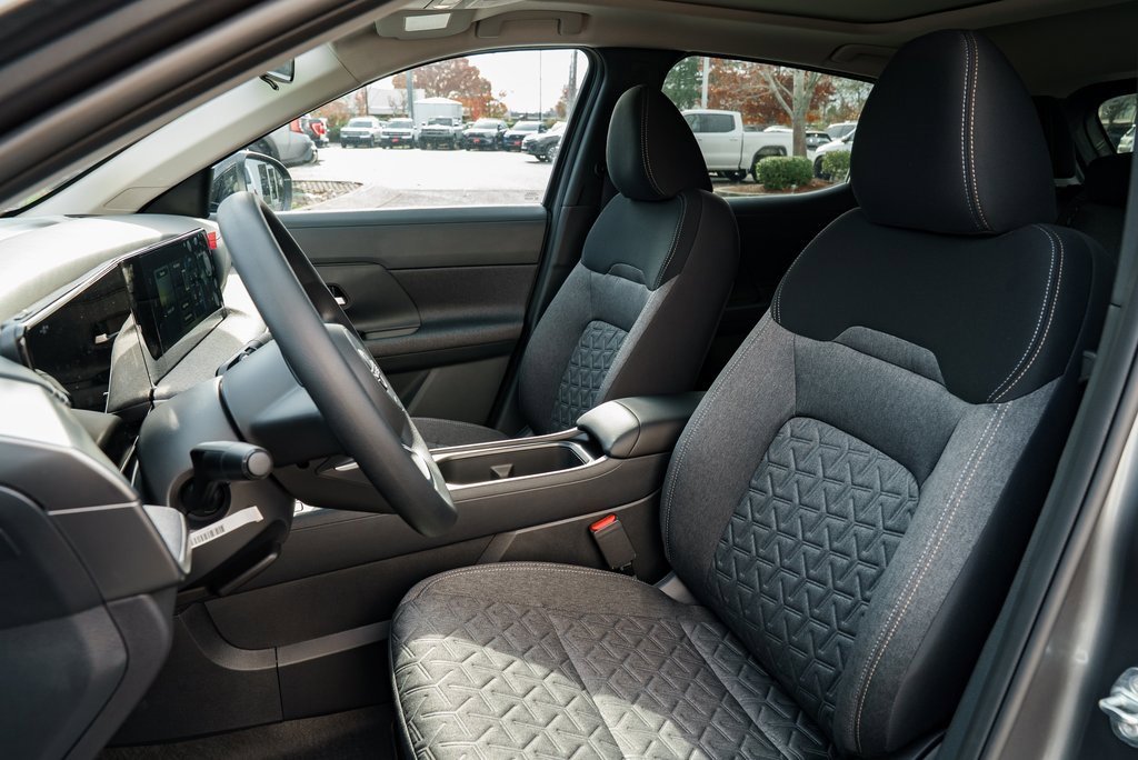 New 2026 Nissan Kicks SV w/ SV Premium Package image 19