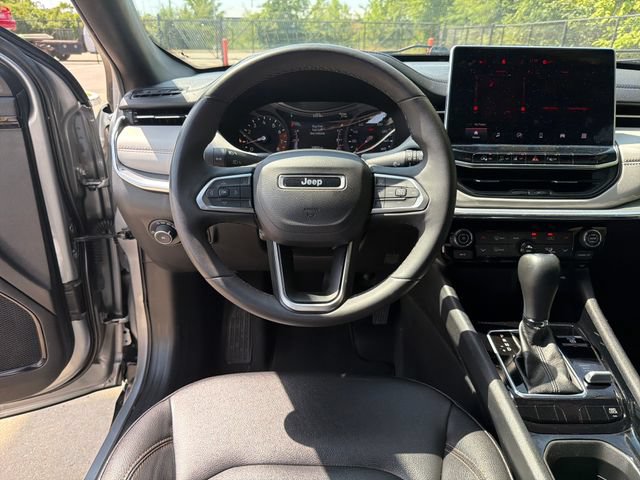Used 2024 Jeep Compass Limited AWD/4WD image 16