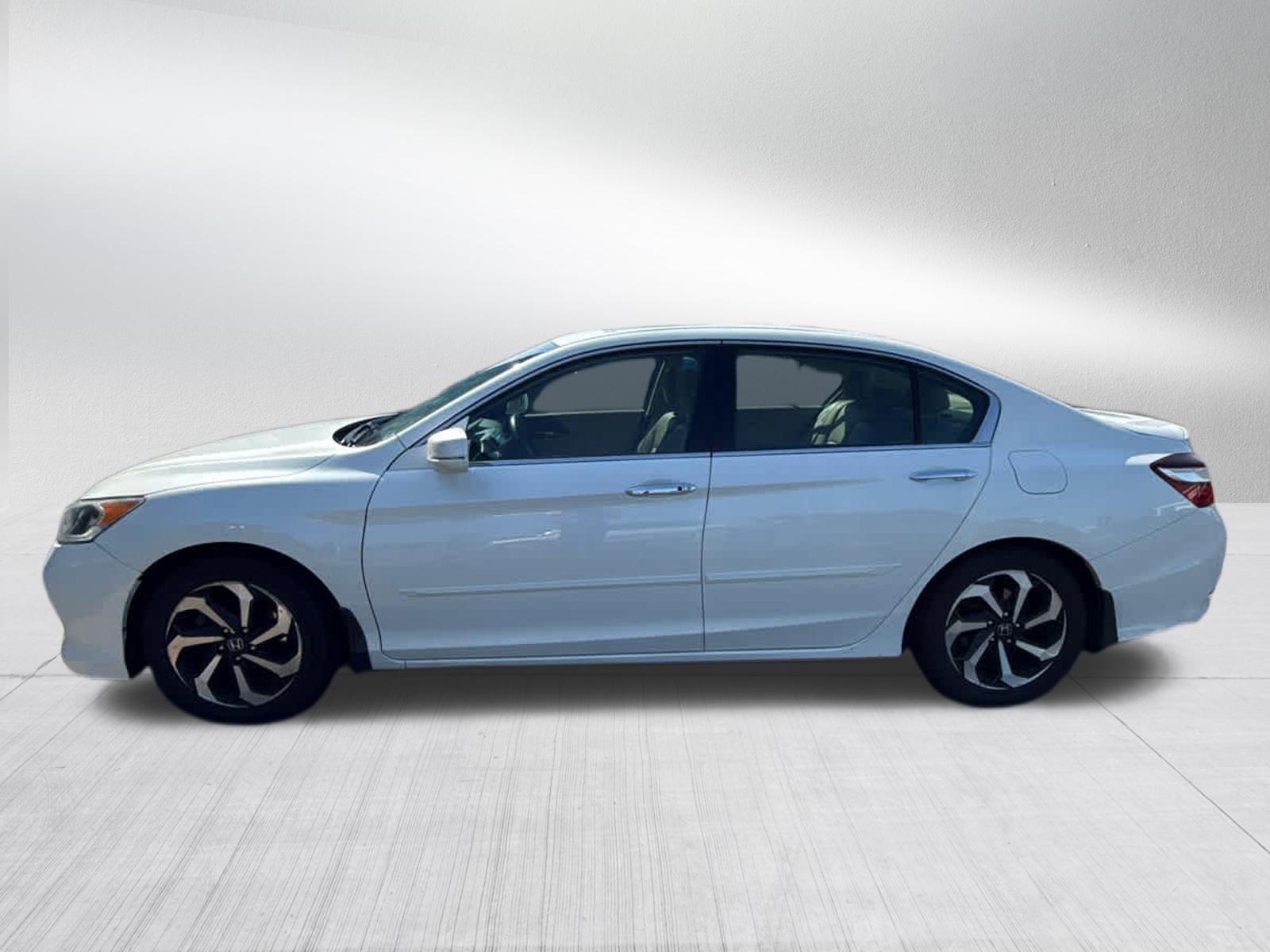Used 2016 Honda Accord EX-L image 4