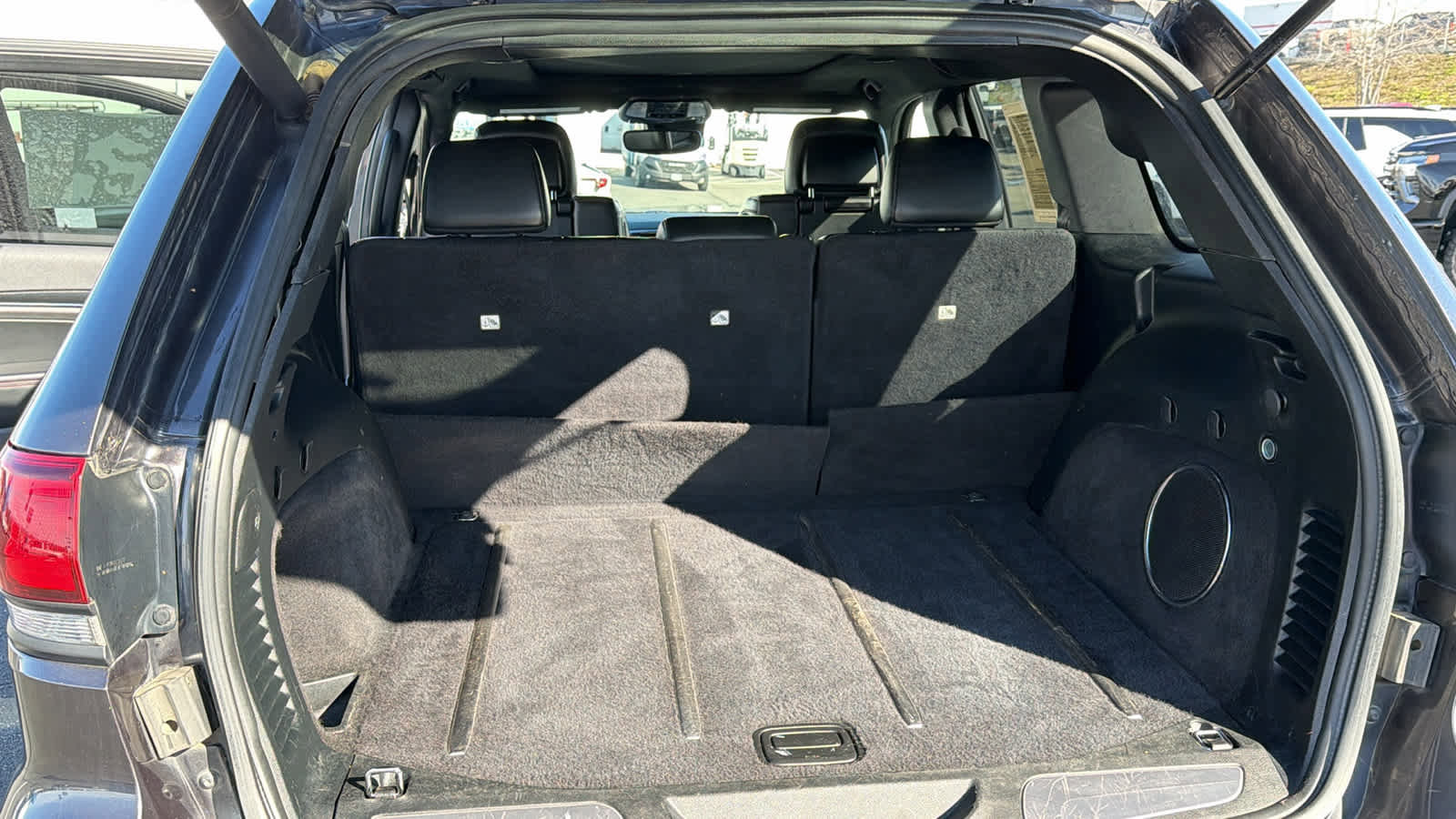 Used 2017 Jeep Grand Cherokee Trailhawk w/ Trailhawk Luxury Group image 27