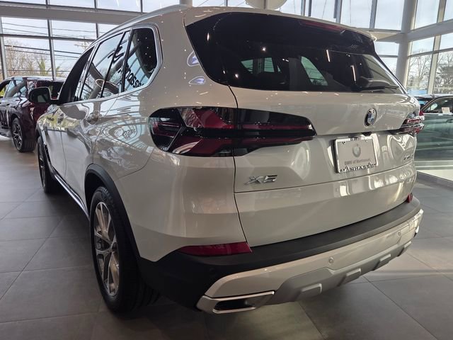 New 2026 BMW X5 xDrive40i w/ Premium Package image 7