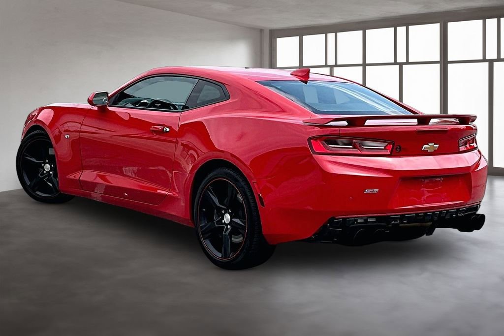 Used 2017 Chevrolet Camaro SS RWD image 12