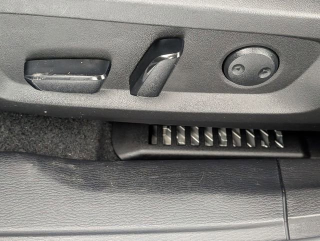 Used 2024 Mitsubishi Outlander SE AWD/4WD image 14